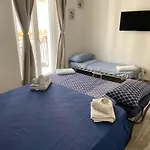 Room27 3* טאראנטו