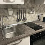 בית הארחה Room27 טאראנטו