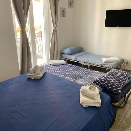 Room27 3* Tarento