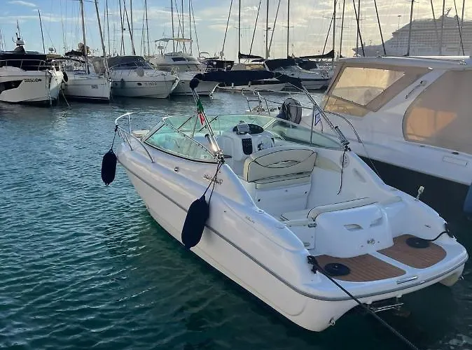 Πανσιόν Room27 3*